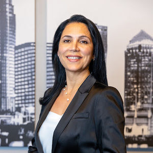 Meet your Posher, Fadia